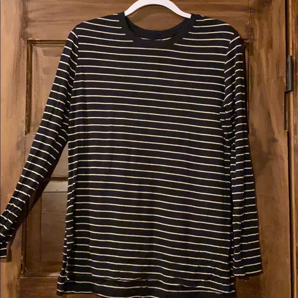 Time and Tru kind sleeve shirt